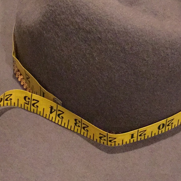 Hat - Picture 4 of 4